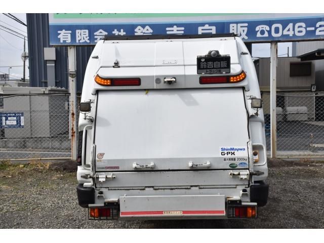 MITSUBISHI CANTER 2013 Image 31