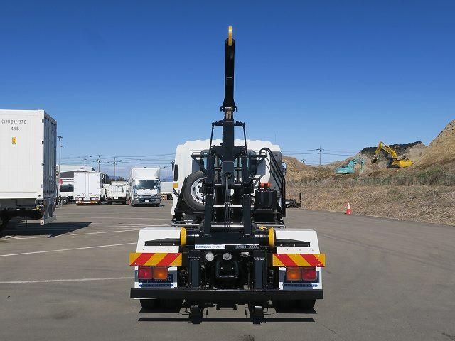 ISUZU FORWARD 2015 Image 31