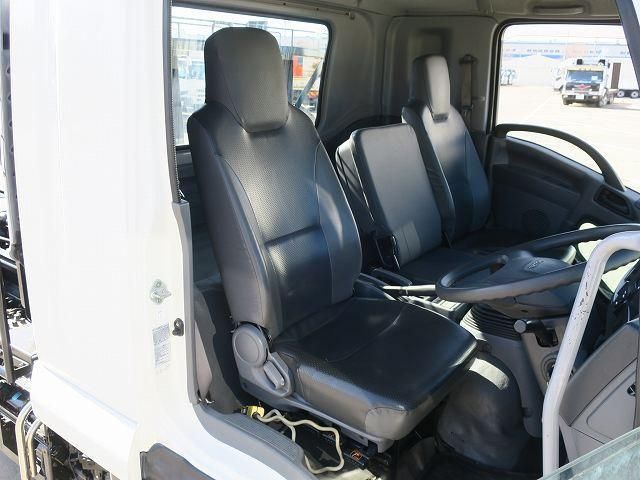 ISUZU FORWARD 2015 Image 31