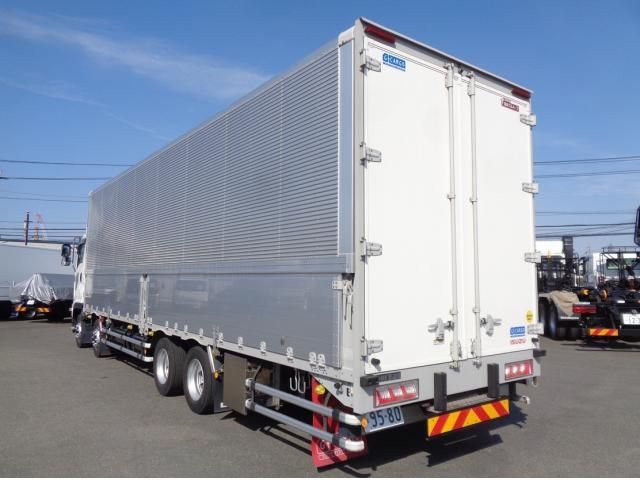 ISUZU GIGA 2022 Image 31