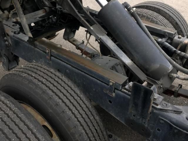 ISUZU ELF 2014 Image 31