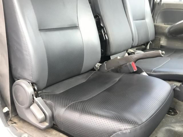 ISUZU ELF 2014 Image 31