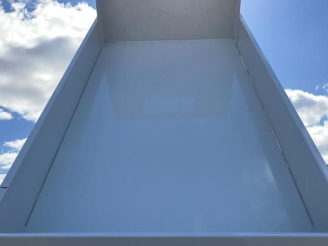 ISUZU ELF 2025 Image 31