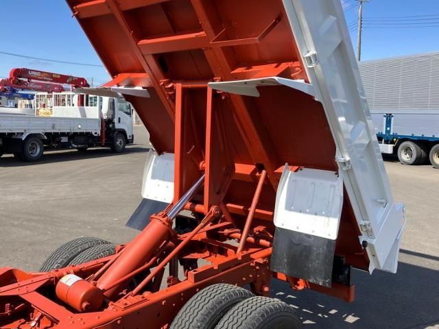 ISUZU ELF 2025 Image 31