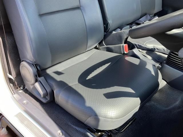 ISUZU ELF 2025 Image 31