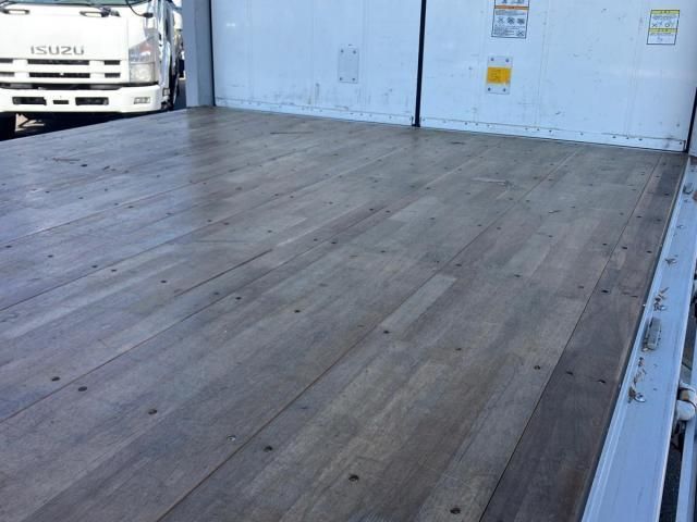 ISUZU FORWARD 2023 Image 31