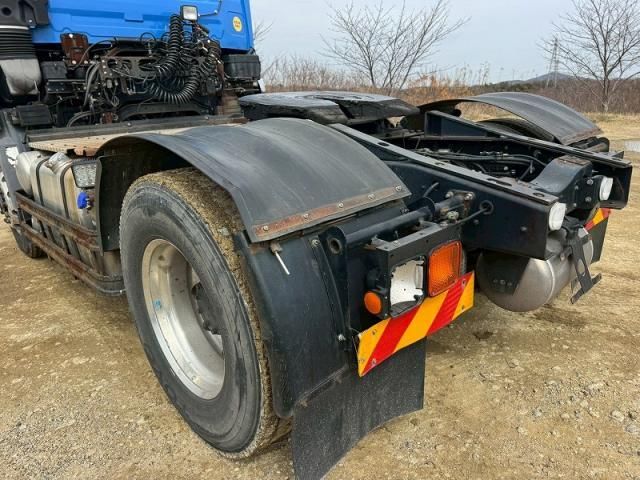 NISSAN DIESEL QUON 2018 Image 31