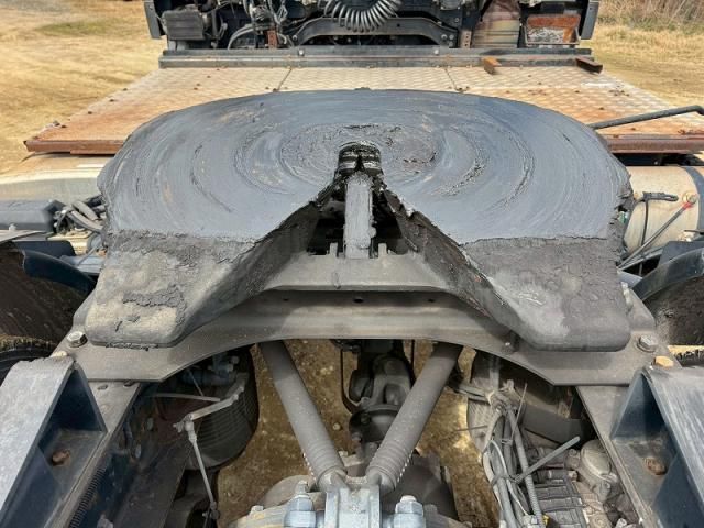 NISSAN DIESEL QUON 2018 Image 31