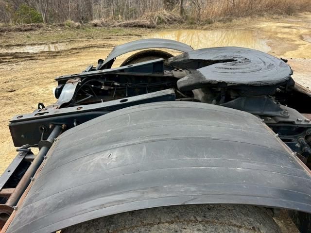 NISSAN DIESEL QUON 2018 Image 31