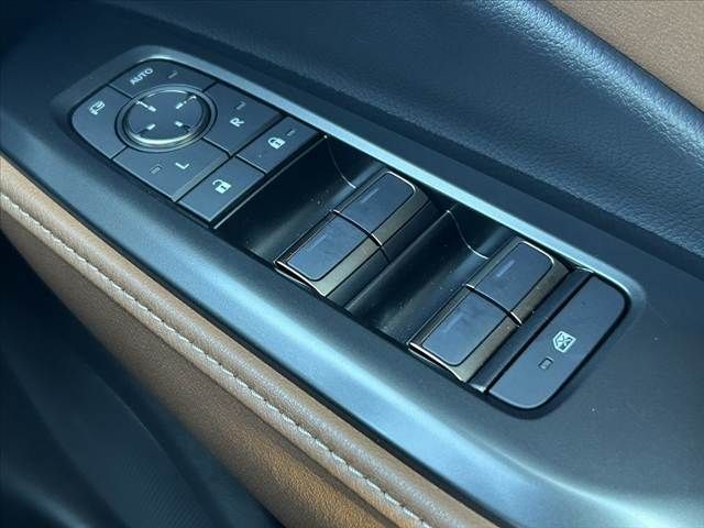 TOYOTA LEXUS LBX 2025 Image 31