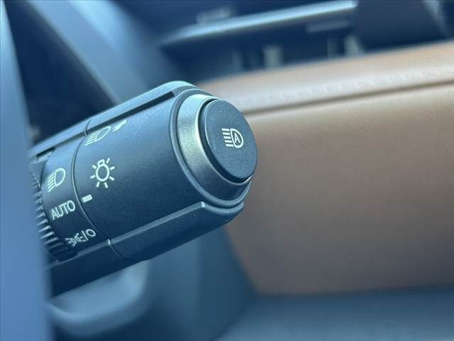 TOYOTA LEXUS LBX 2025 Image 31