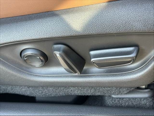 TOYOTA LEXUS LBX 2025 Image 31