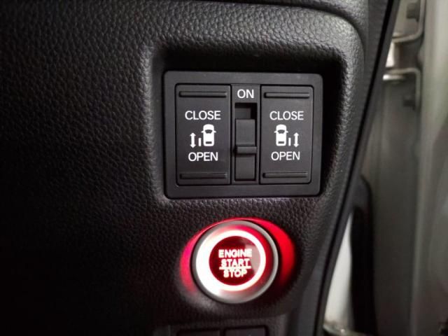 HONDA N BOX CUSTOM 2019 Image 31