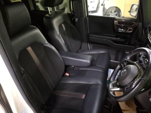 HONDA N BOX CUSTOM 2019 Image 31