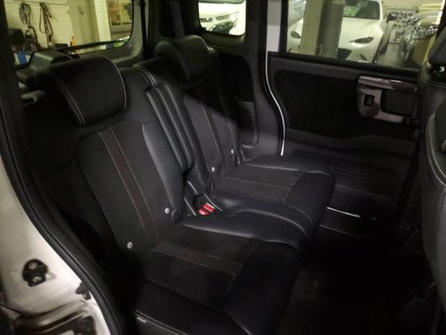 HONDA N BOX CUSTOM 2019 Image 31