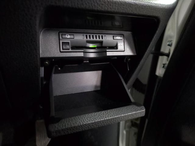 TOYOTA VOXY HYBRID 2020 Image 31