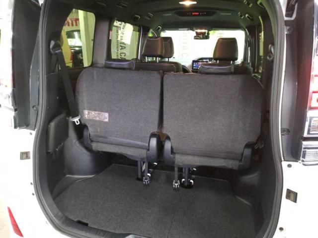 TOYOTA VOXY HYBRID 2020 Image 31