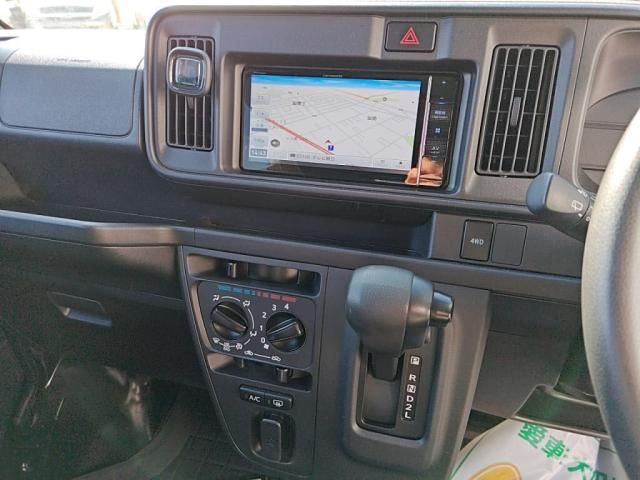 DAIHATSU HIJET CARGO 4WD 2020 Image 31