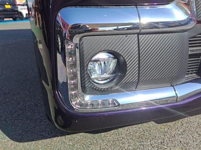 DAIHATSU TANTO CUSTOM 2017 Image 31