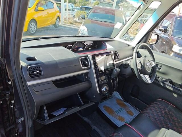 DAIHATSU TANTO CUSTOM 2017 Image 31