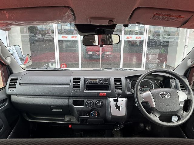 TOYOTA REGIUSACE VAN 1.25T 2018 Image 31