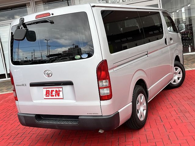 TOYOTA REGIUSACE VAN 1.25T 2018 Image 31