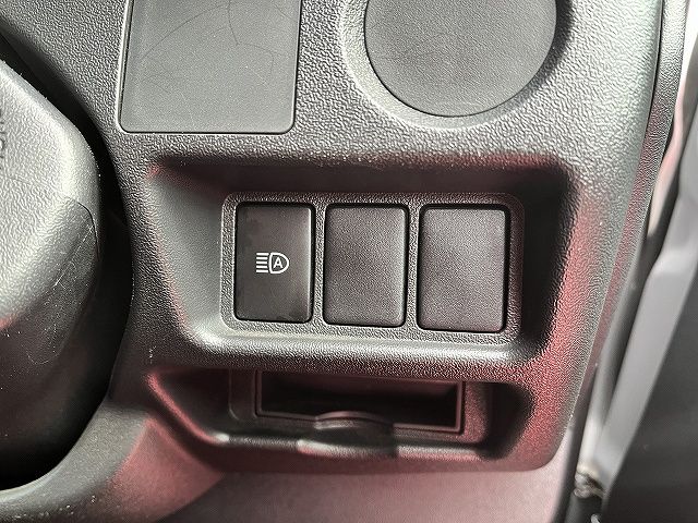 TOYOTA REGIUSACE VAN 1.25T 2018 Image 31