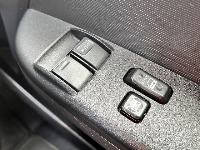 TOYOTA REGIUSACE VAN 1.25T 2018 Image 31