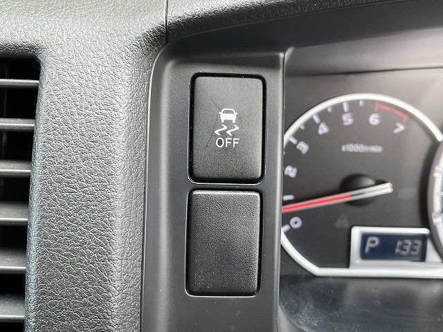 TOYOTA REGIUSACE VAN 1.25T 2018 Image 31