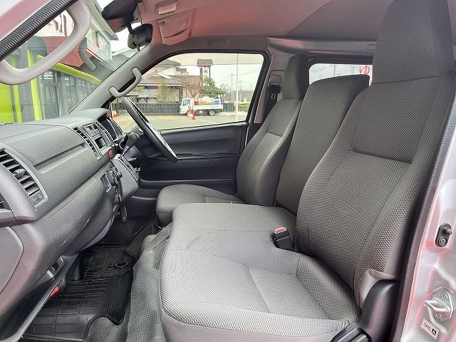 TOYOTA REGIUSACE VAN 1.25T 2018 Image 31