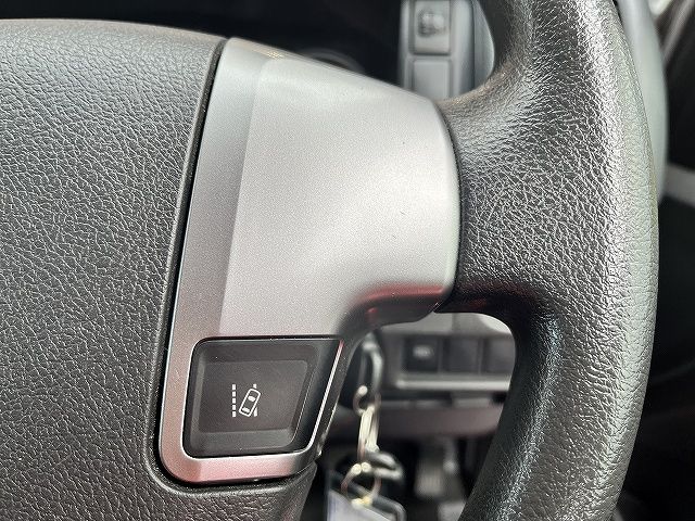 TOYOTA REGIUSACE VAN 1.25T 2018 Image 31