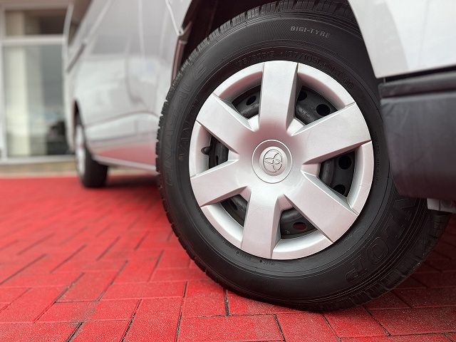 TOYOTA REGIUSACE VAN 1.25T 2018 Image 31