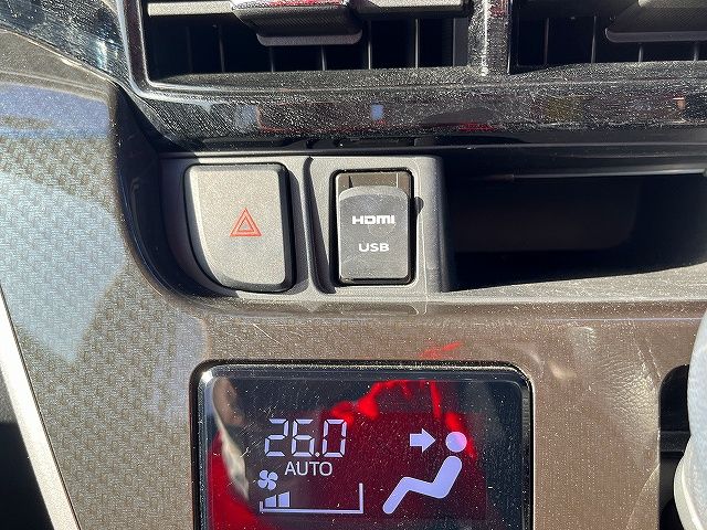 DAIHATSU MOVE CUSTOM 2019 Image 31