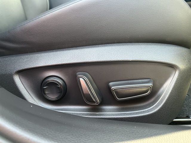 TOYOTA PRIUS 4WD 2025 Image 31