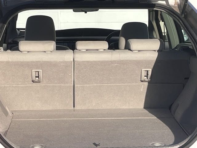 TOYOTA PRIUS 2012 Image 31