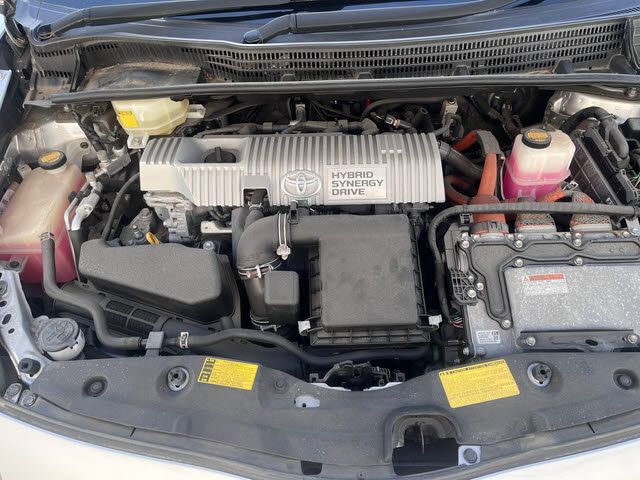 TOYOTA PRIUS 2012 Image 31