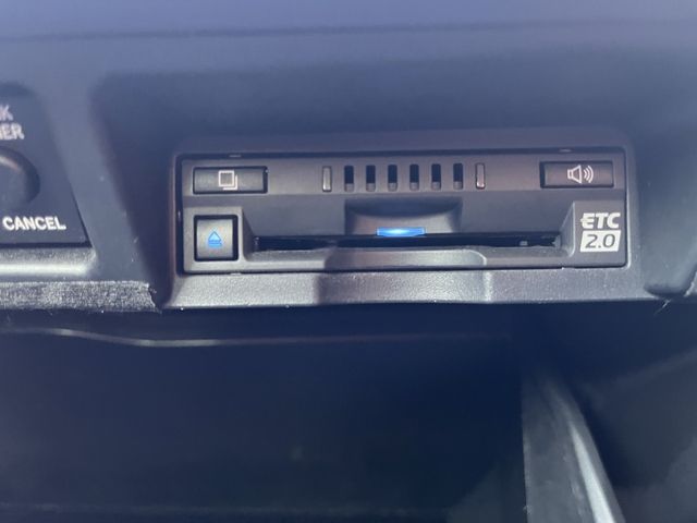 TOYOTA CROWN SEDAN HYBRID 2019 Image 31