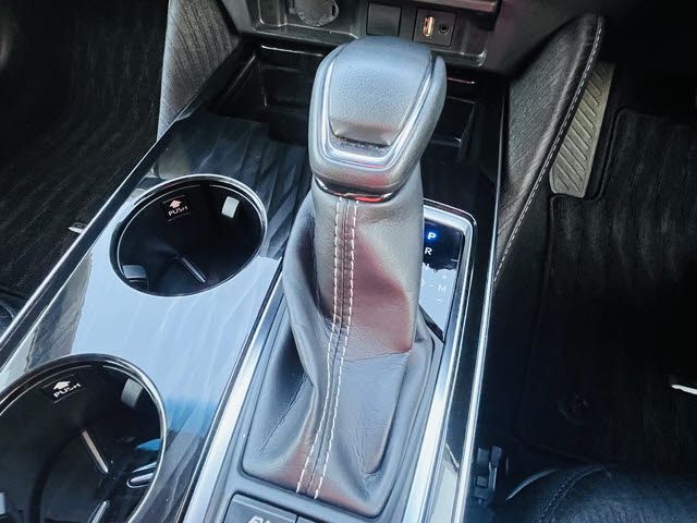 TOYOTA CROWN SEDAN HYBRID 2019 Image 31