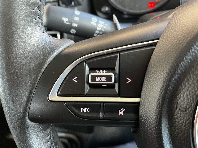 SUZUKI JIMNY 4WD 2023 Image 31