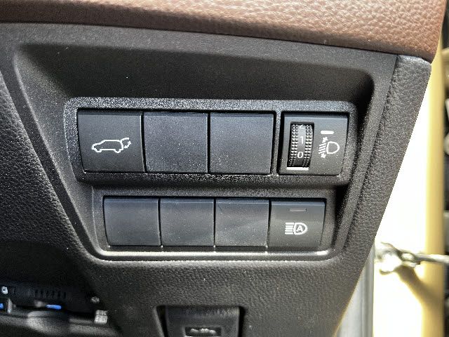 TOYOTA YARIS CROSS 2020 Image 31