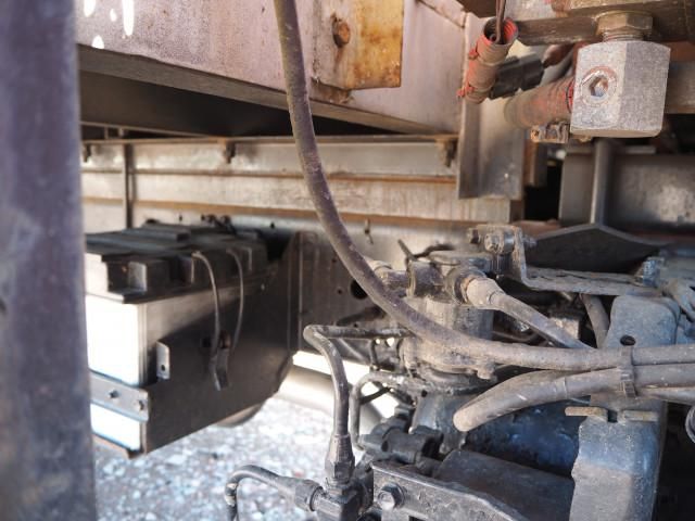 ISUZU FORWARD 2003 Image 31