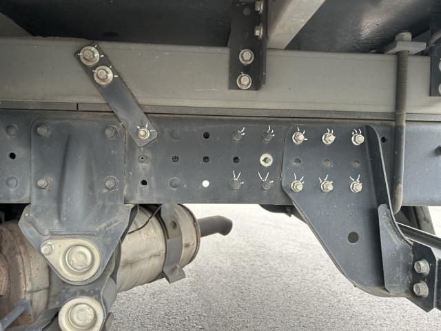 MITSUBISHI CANTER 2019 Image 31