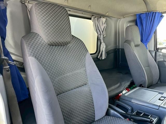 ISUZU FORWARD 2019 Image 31