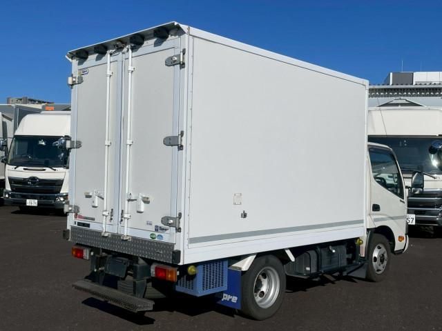 HINO DUTRO 2018 Image 31