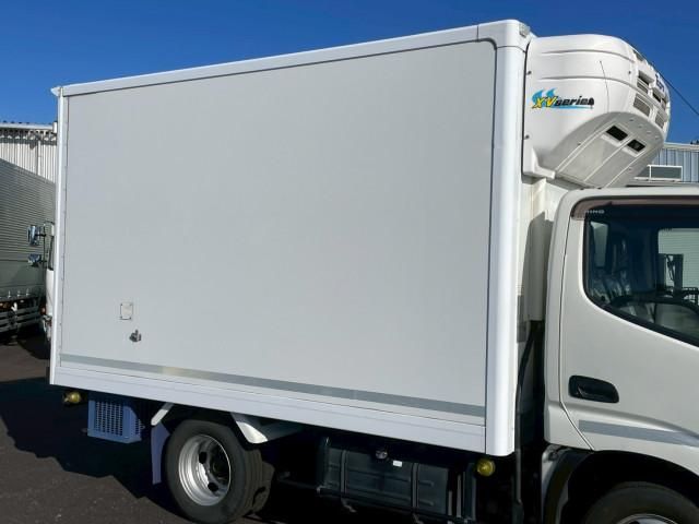 HINO DUTRO 2018 Image 31