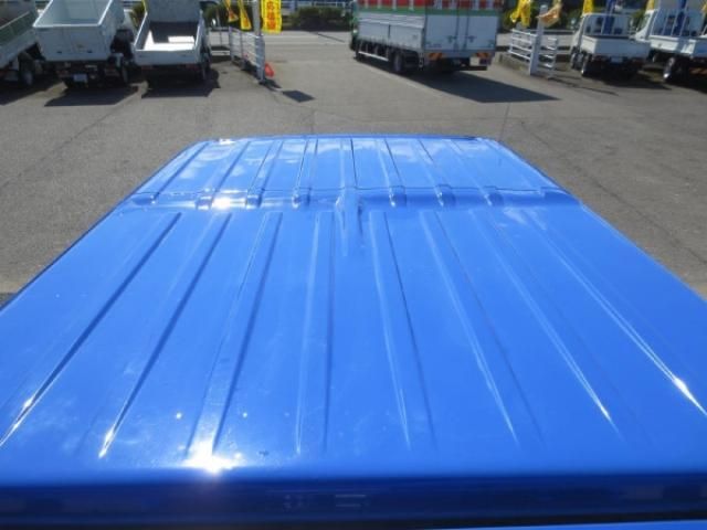 ISUZU ELF 2015 Image 31