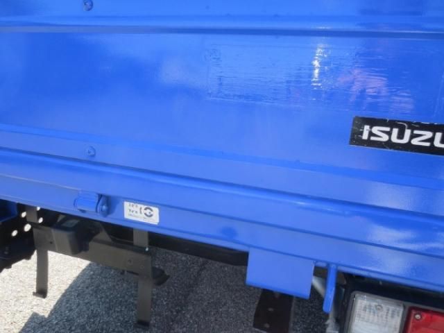 ISUZU ELF 2015 Image 31