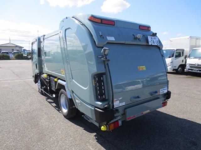 ISUZU ELF 2017 Image 31