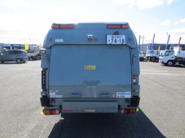 ISUZU ELF 2017 Image 31