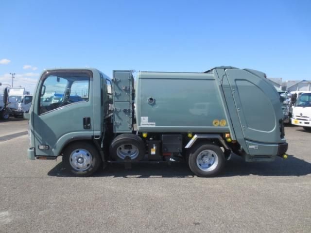 ISUZU ELF 2017 Image 31